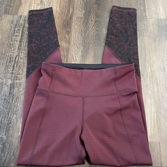 NEW SWEATY BETTY SUPER SCULPT FULL LENGTH LEGGINGS IN RED WITH ROSE DETAILING - Picture 2 of 6